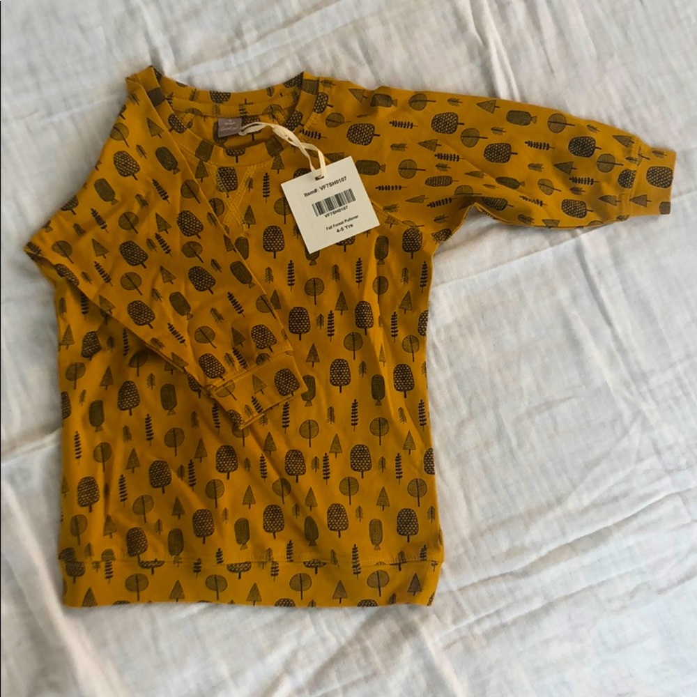 Hallmark brand pullover with autumn print